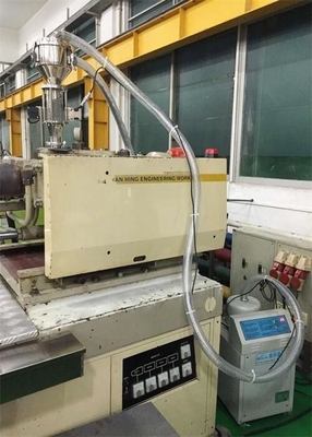 Żywiczny plastikowy podajnik próżniowy z automatycznym podajnikiem ładującym Maszyna ssąca 380V 50Hz
