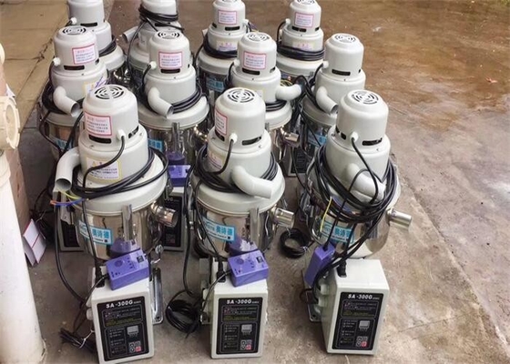 Automatyczna ładowarka z pojedynczą żywicą z tworzywa sztucznego o przepustowości 200 kg / h