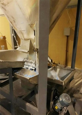 Przenośnik ślimakowy z podajnikiem ślimakowym do plastikowych płatków PET OSF-16-3