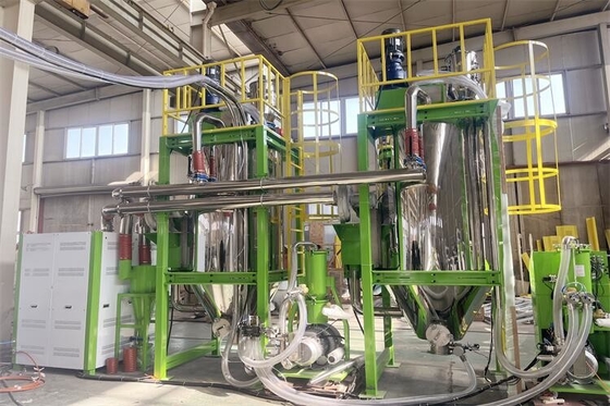 Suszarka krystalizująca z tworzywa sztucznego PET o masie 200 - 1000 kg z blokadą bezpieczeństwa i automatycznym czyszczeniem