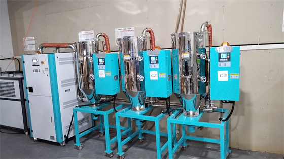Odwodniający z stali nierdzewnej suszarka z wędrówką 4-40 kW do suszenia ziaren plastikowych