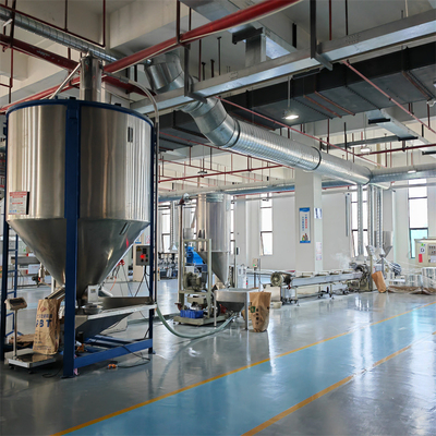 Maszyna do mieszania tworzyw sztucznych z podaniem ręcznym lub automatycznym do ciągłej produkcji