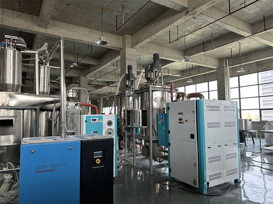Chłodzenie powietrzem Maszyna krystalizacyjna dla zwierząt domowych 4-30KW Krystalizator z tworzyw sztucznych z automatycznym czyszczeniem